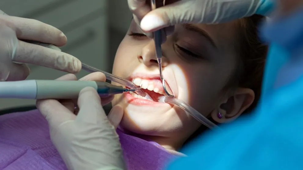 Gentle Cleaning. Healthier Gums. Brighter Teeth.